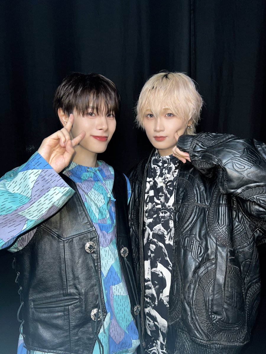 official_DXTEEN's tweet photo. [📸]260926

『Rakuten GirlsAward 2026 AUTUMN/WINTER』

#田中笑太郎 #福田歩汰 が
「GRAPEFRUIT MOON」さんのステージにて
ランウェイを歩かせていただきました🐣🐱
ありがとうございました！

･･━━･･━━･･━━･･━━･･
💜田中笑太郎
https://t.co/R9j3SjoCEu

💛福田歩汰
https://t.co/sMbYs9QlFv

@GirlsAward #ガルアワ2026AW #ガルアワ
#DXTEEN