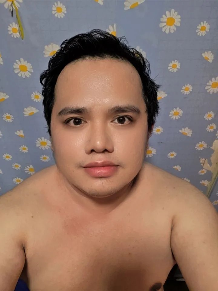 KaKhenjay2468's tweet photo. Itsura ng 5hrs na tulog๐ฉ Tara Laro nlng ng ML..๐
#Union #Rigga #Myplace #Safespace https://t.co/WVH8VmsxQP