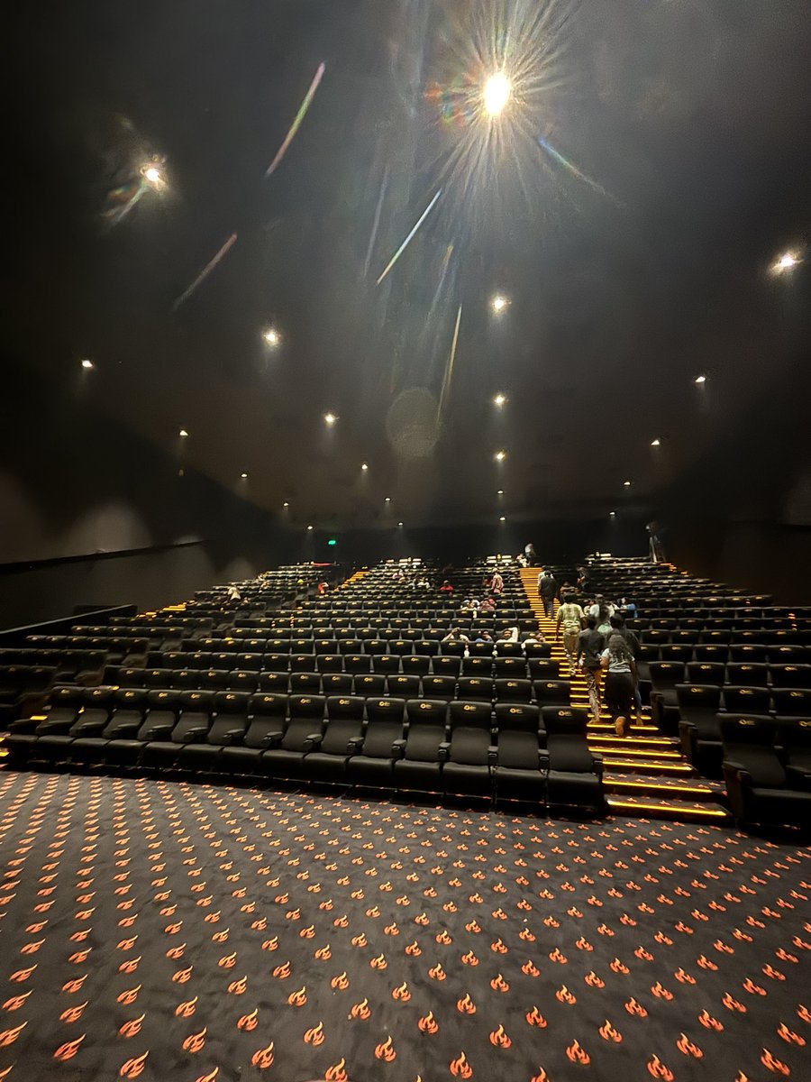 naveen_power_'s tweet photo. Screen 7 π₯
#AAACinemasVizag https://t.co/4BCPykzdS1