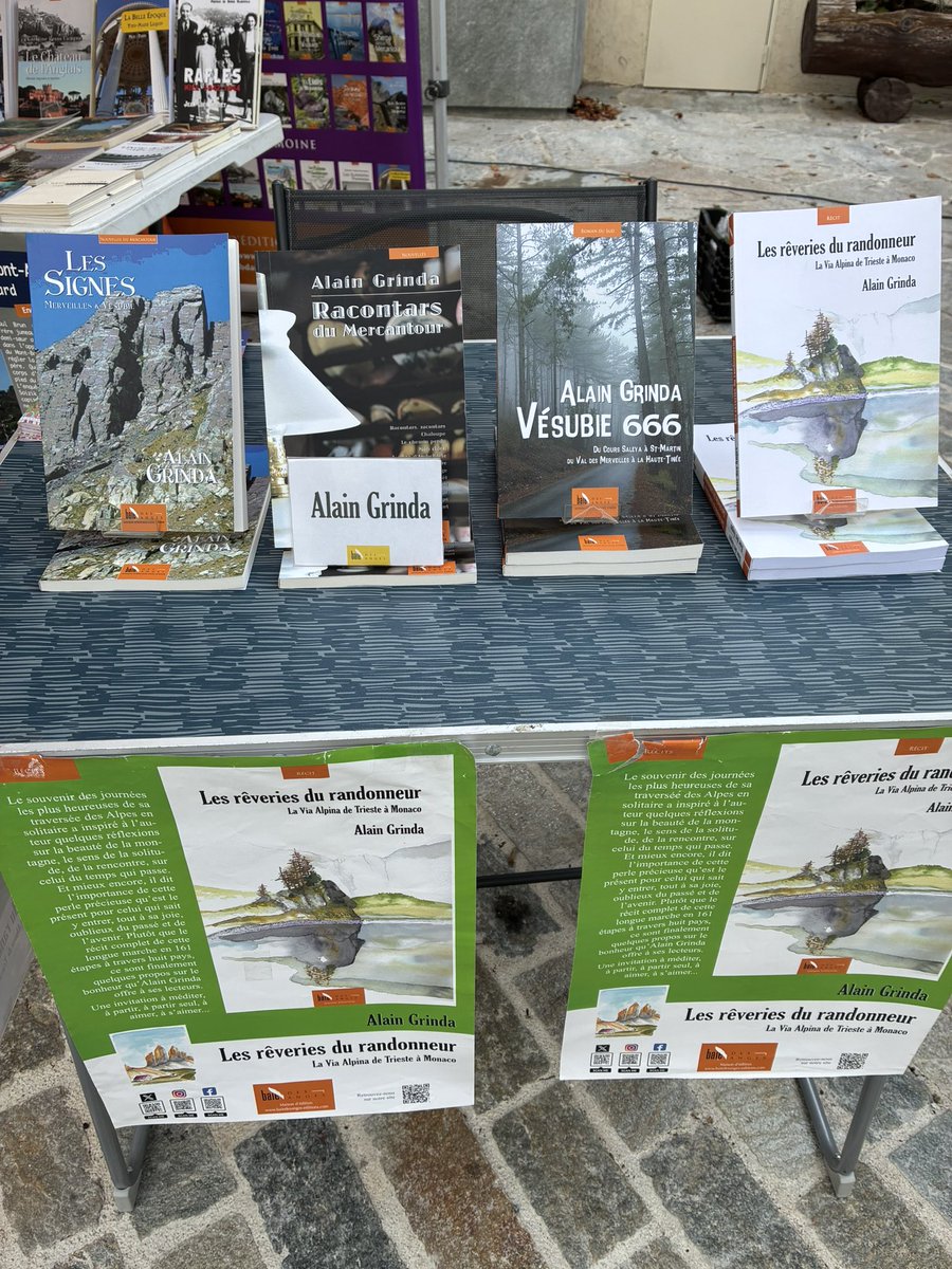 bdaedit's tweet photo. Fête des bergers 
Belvédère 
Stand @bdaedit 
#baiedangeseditions #polarnicois #romandusuf 👍📕🌴🖌☀️ https://t.co/7POwwLQN5V