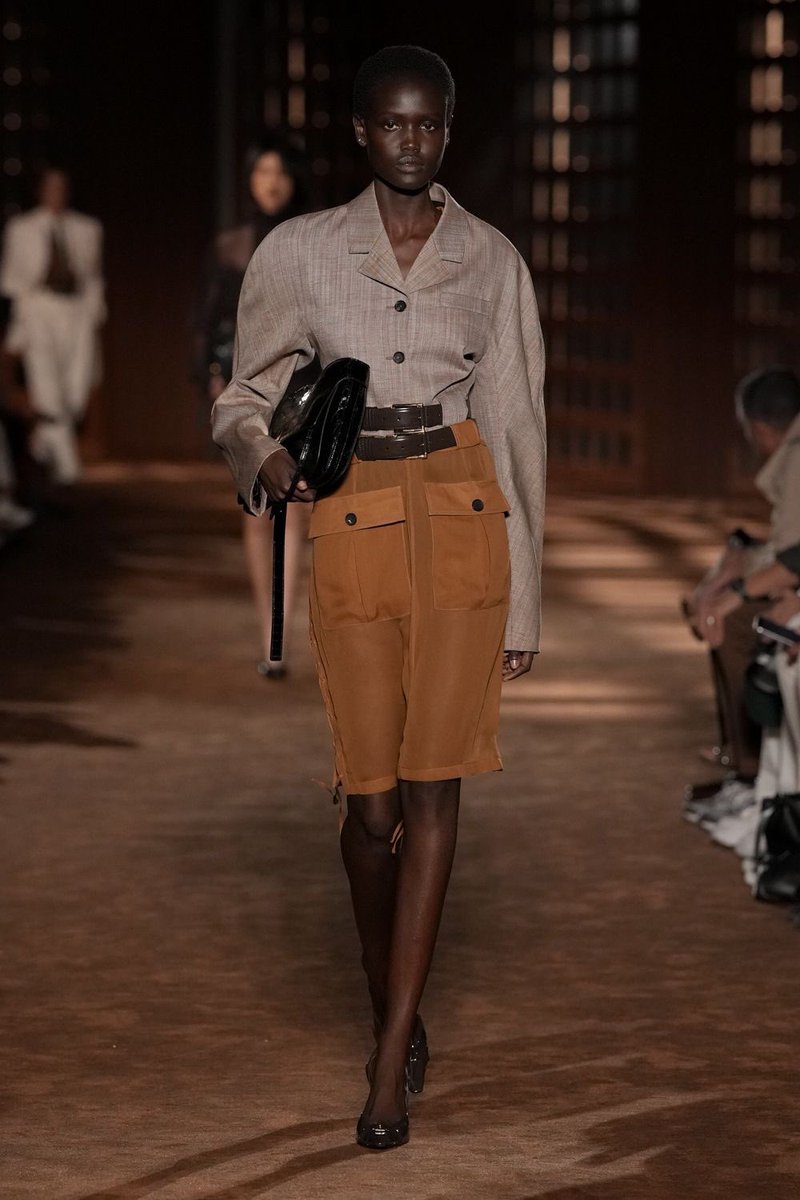 jacquemusx's tweet photo. I have been a big fan of Maximilian Davis’ Ferragamo since his very first collection for the brand, and he just keeps adding new highs to their partnership. Long may he reign!! https://t.co/NxhyuyJ8I5