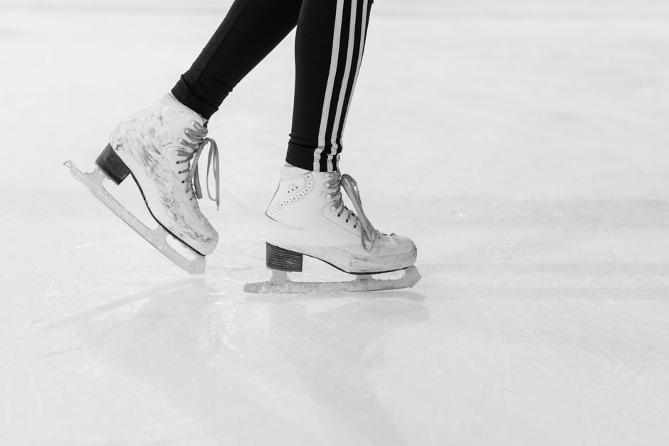 QSWC's tweet photo. Reminder that there are no Saturday learn to skate lessons on Sept. 26 due to a pre-planned special event. To get a copy of your schedule login online to your account or call 613-966-4632 to request a copy. https://t.co/KslZUQdGt5