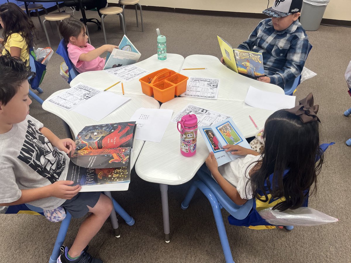 LBJelementary's tweet photo. 1st Grade Knights in Mrs. T. Simmons class reading during the HEB Read in Event @LBJelementary! 2026 Read 3 Big Texas Read In⭐️ #Read3ReadIn #HEB 📚♥️
@EctorCountyISD @HEBexcellence @HEB https://t.co/pkptVznihf