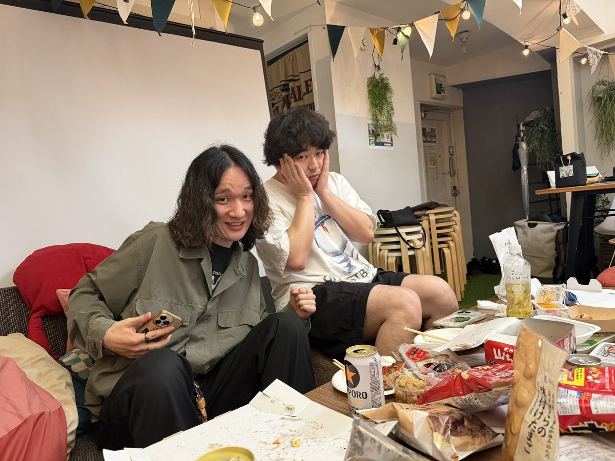 tentenhantenTV's tweet photo. 始まりました!!
感想は ＃転転ロケコント飯店 で!! https://t.co/Da6QGyojBy
