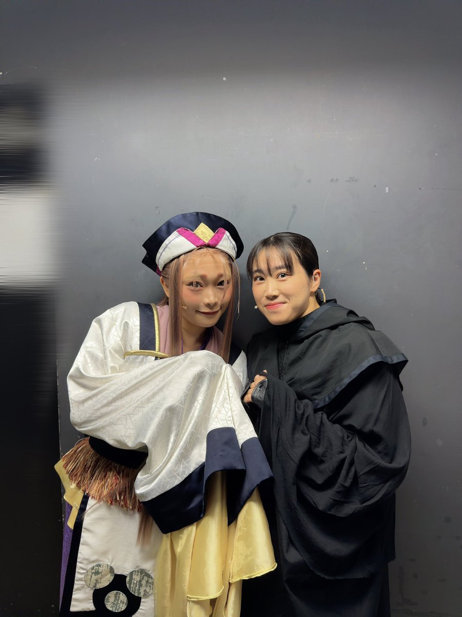 hn_97pnko116's tweet photo. #舞台新サクラ大戦 8日目２公演終わりました！
ご来場いただき誠にありがとうございました🌸

ハ･ズーイン役のもよさんと📸
LIVEパートでの笑顔チェックいつもありがとうございます！明日も笑顔で頑張ります✨

遂に明日は千秋楽、悔いなく全力で挑みたいと思います🐺 https://t.co/XdwuT0q8zb
