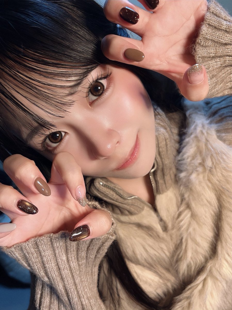 erika_p1que's tweet photo. 秋ネイルみて🍂⟡.·*. https://t.co/5da8loRgLa