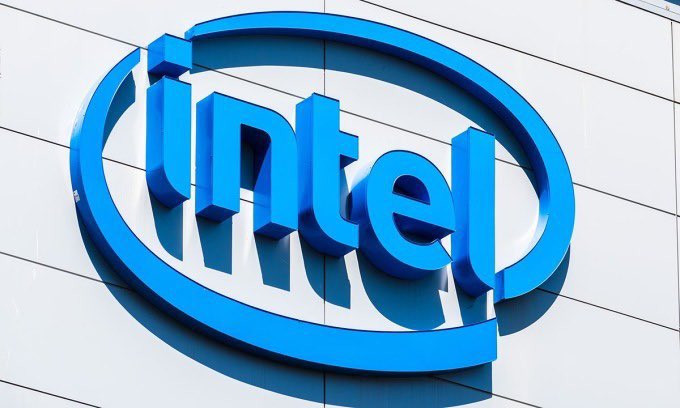 NathanCrossNC's tweet photo. 6. $INTC 

One of September’s best large-caps, about +38% this month. The setup is a long-abandoned name meeting a re-rating in wafers and AI packaging. Upside is expectation repair, not a fantasy of 80% growth forever. https://t.co/kxIhjrwico