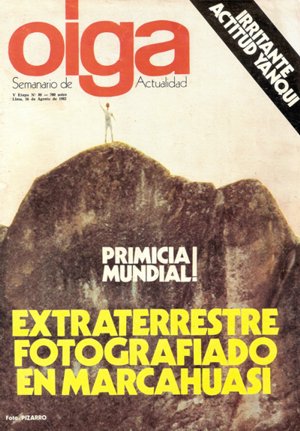 AlienArchiveX's tweet photo. In 1982, Lourdes Pizarro photographed a tall humanoid figure at Marcahuasi, Peru. On August 16, Oiga published the image on its cover as an alleged extraterrestrial photograph.
Full story: https://t.co/EgEKRGWJ97

#UFOs #Aliens #ufotwitter https://t.co/gVQrzmbkvg