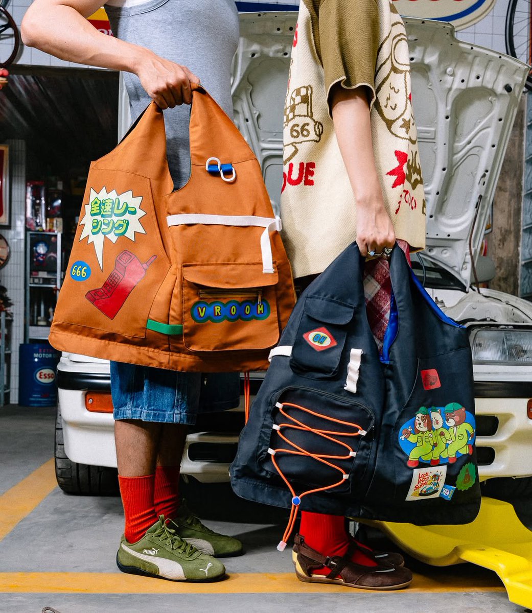 cuernvo's tweet photo. DEYM LOCAL BRAND INI KEREN BANGET 😭🫵🏻 2-IN-1 VEST YANG BISA JADI TAS JUGAAA https://t.co/IUbGb6uSxl