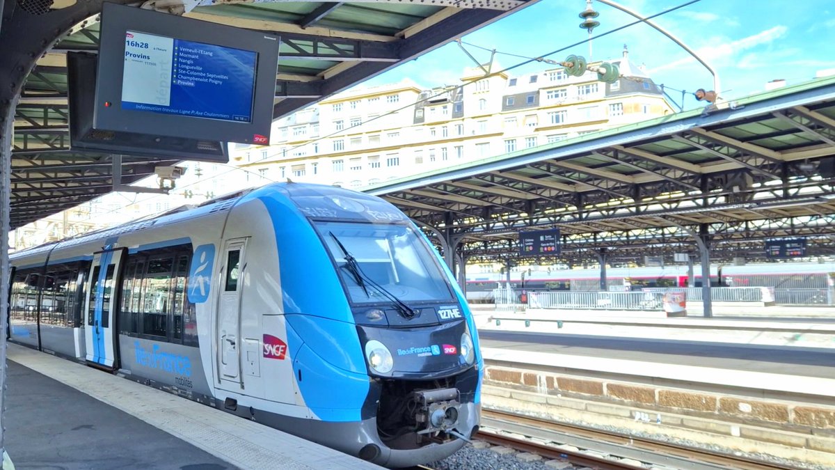 sgenmobilite's tweet photo. 📽 [Détournement via la Grande Ceinture] [JEP 2026] Transilien Ligne P🚄Z50000 : Paris Est ➡️ Provins 🎥

https://t.co/CyZ4moqYbI

#transilienp #lignep #parisprovins #jep2026 #longueville #ajecta #transilien #z50000 #nat #idfm #cc72084 #tgvpse16 #grandeceinture #gc #gcc #parisest https://t.co/zPA2Bm1lcu