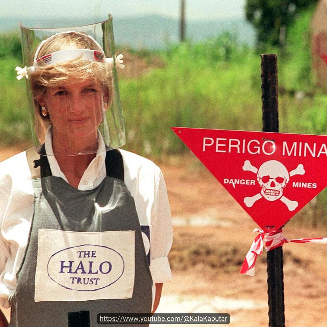 KalaKabutar's tweet photo. Princess Diana used her global fame to campaign against anti-personnel landmines, most famously walking through an active minefield in Huambo, Angola - https://t.co/yGdOZ68G6Q
#princessdiana #dianaprincessofwales #britishroyalfamily #diana #angola https://t.co/AwOXZniG81