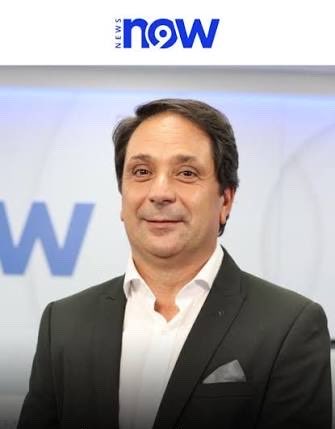 vitorsmirand's tweet photo. Este badameco foi exposto pelo presidente do FC Porto e hoje teve a coragem de afirmar que AVB engava os sócios e a sugerir que não tinha a massa associativa do seu lado. Por acaso acho que isso ficou à vista no Domingo, aqueles 50 mil não estiveram nada unidos. https://t.co/sX8OdRO5Ya