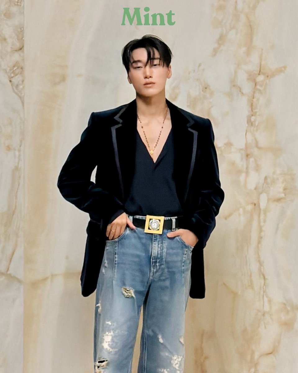 mintmag_th's tweet photo. ฮอตปรอทแตก! #MintReports พาส่องฟร้อนท์โรว์ลุคหนุ่ม #SAN #ATEEZ Global Brand Ambassador ของ Dolce & Gabbana ขณะที่เดินทางมาชมแฟชั่นโชว์ Women's Spring Summer 2027 ที่จัดขึ้นในวันนี้ ณ มิลาน อิตาลี 💚

CHOI SAN AT DGSS27 
#SANxDolceGabbanaSS27  
#CHOISAN 
#DolceGabbana
#DGSS27
#MintMagTH