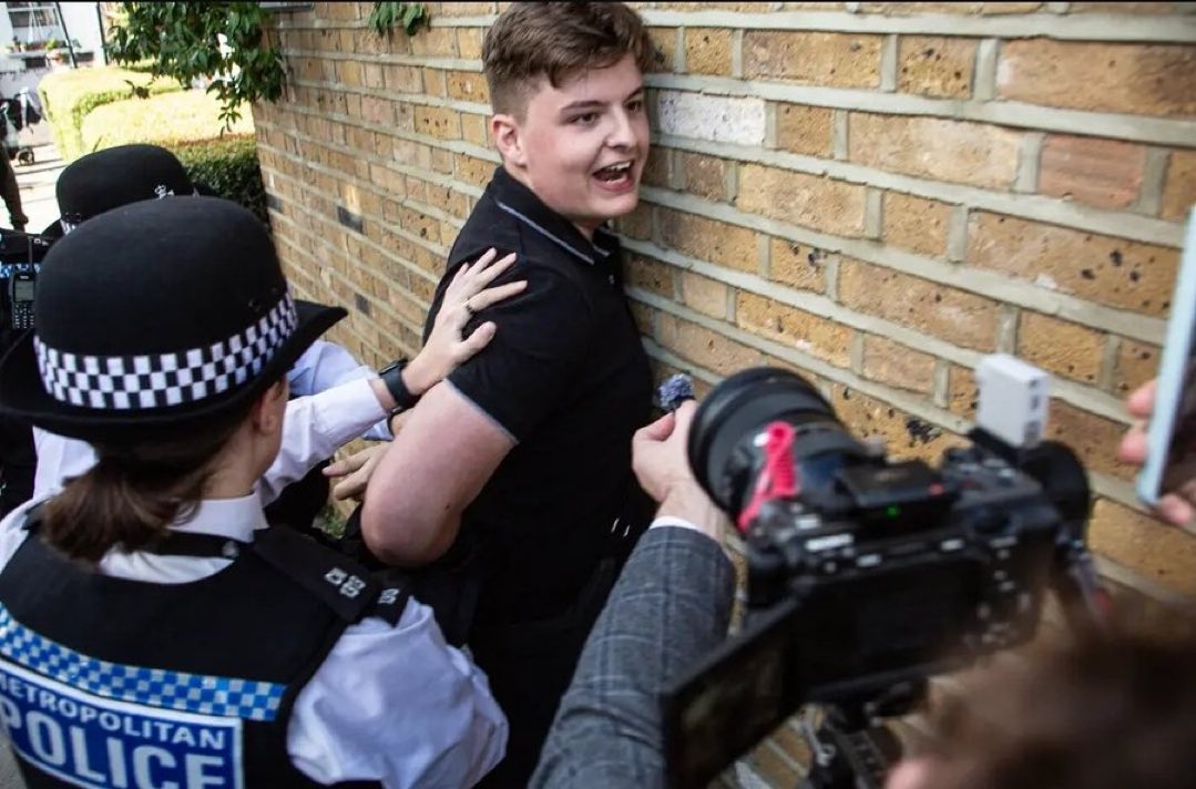 SeddSezz's tweet photo. This is a horrendous stitch up!

Release Young Bob immediately!

Whereas the left get away with violence, the police arrest the right every chance they get! https://t.co/VKYhvZEvys