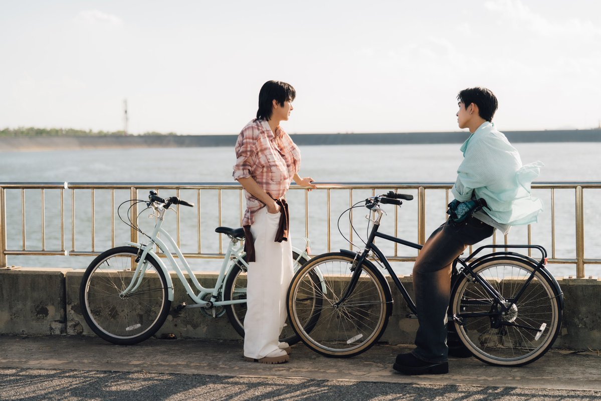 MoradoChlo90346's tweet photo. Is this the confession scene?

MR FANBOY CHAPTER 5
#MrFanboyEP5 https://t.co/Mtijj40zA7