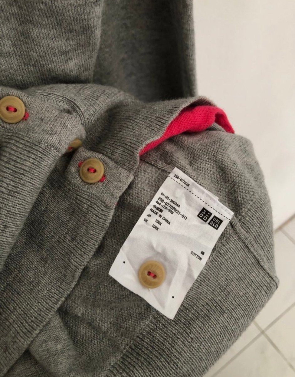 fruityourfrog's tweet photo. wts cardigan uniqlo×iliann loeb warna grey‼️ good condition no minus, bahannya udah pasti knit adem nyaman bgt yaa ori uniqlo, pj 57 ld 102 bisa co 🍊 free ongkir 🏷️ 45k https://t.co/sRJ6BADrvH