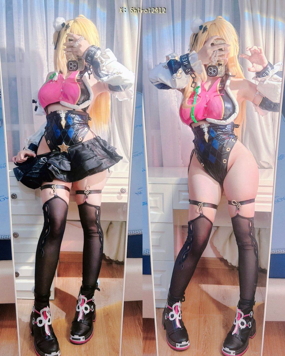 シーシィア(ゼンレスゾーンゼロ)のコスプレ 鏡越しの全身ショット