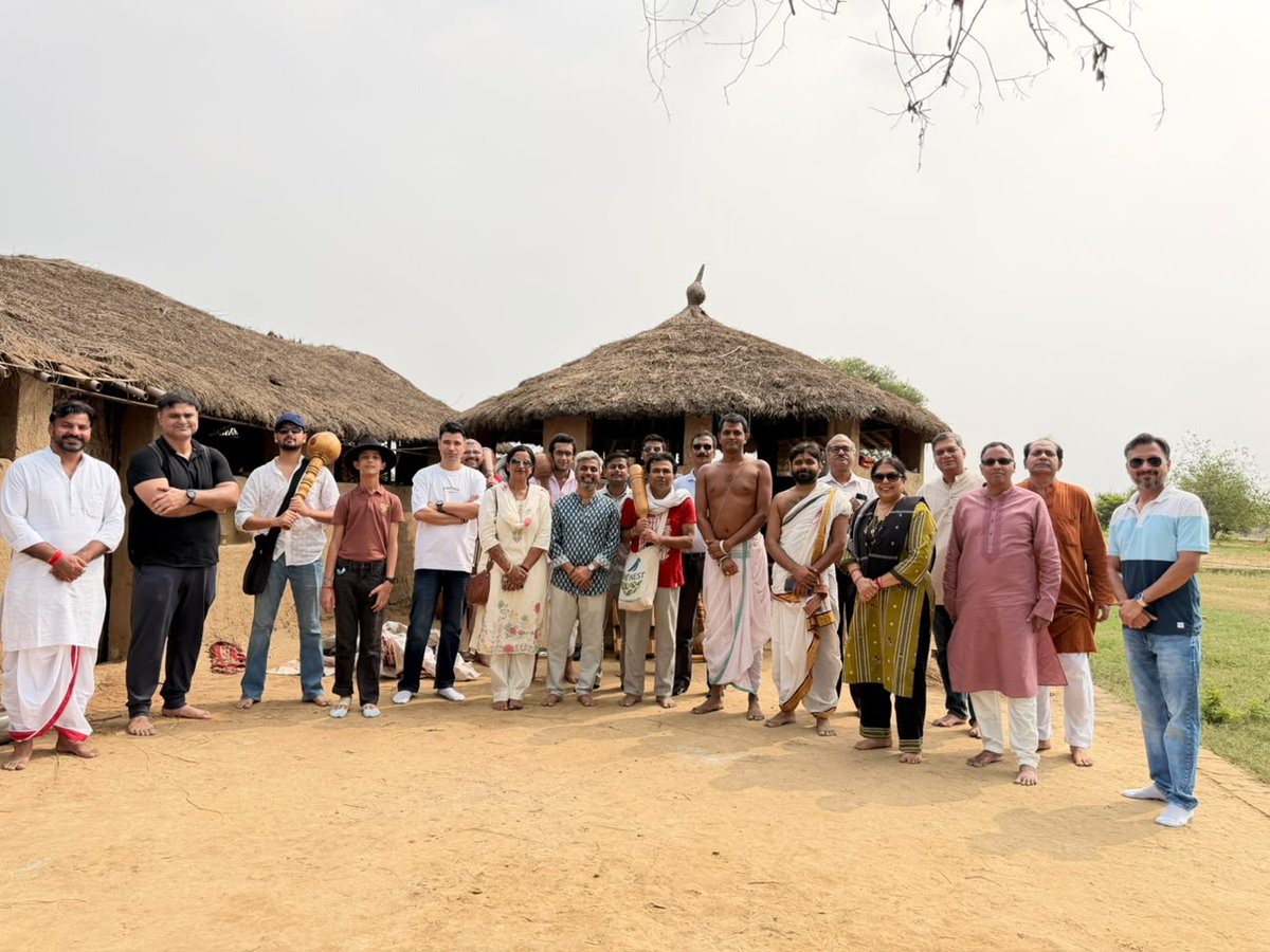 hindufund_'s tweet photo. Today at @vaidikabharata Sonipat, we did not just visit an institution. We experienced a way of life.
From time with the Acharyas and students to the Indian Ashwa, simple Sattvik bhojan and moments of music and conversation, the day offered a glimpse into a living Gurukul tradition that continues to preserve and transmit Bharatiya knowledge.
Some experiences stay with you long after the visit ends. This was one of them.
Sharing a few moments from today. Many more beautiful memories to follow.
Vaidika Bharata Gurukul is doing important work to ensure that this tradition has the space and infrastructure to grow for generations to come. You can support its building construction through Hindu Fund here:
https://t.co/yJ73JOIlox
#VaidikaBharata #Gurukul #VedicEducation #GuruShishyaParampara #HinduFund