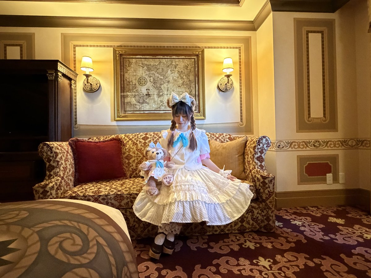 Saki_d1214's tweet photo. 🏷️失礼します！
普段はバウンド、仮装は2年目の初心者です
遠方のためイン少なめですが表現方法問わず仲良くしていただける方、交流いただける方と繋がれたら嬉しいです✧₊⁺
全反応巡回して気になった方ゆっくりお迎えさせていただきます
#Dハロ仮装者さんと繋がりたい
#ディズニー好きと繋がりたい https://t.co/AxFwqTd7Wh
