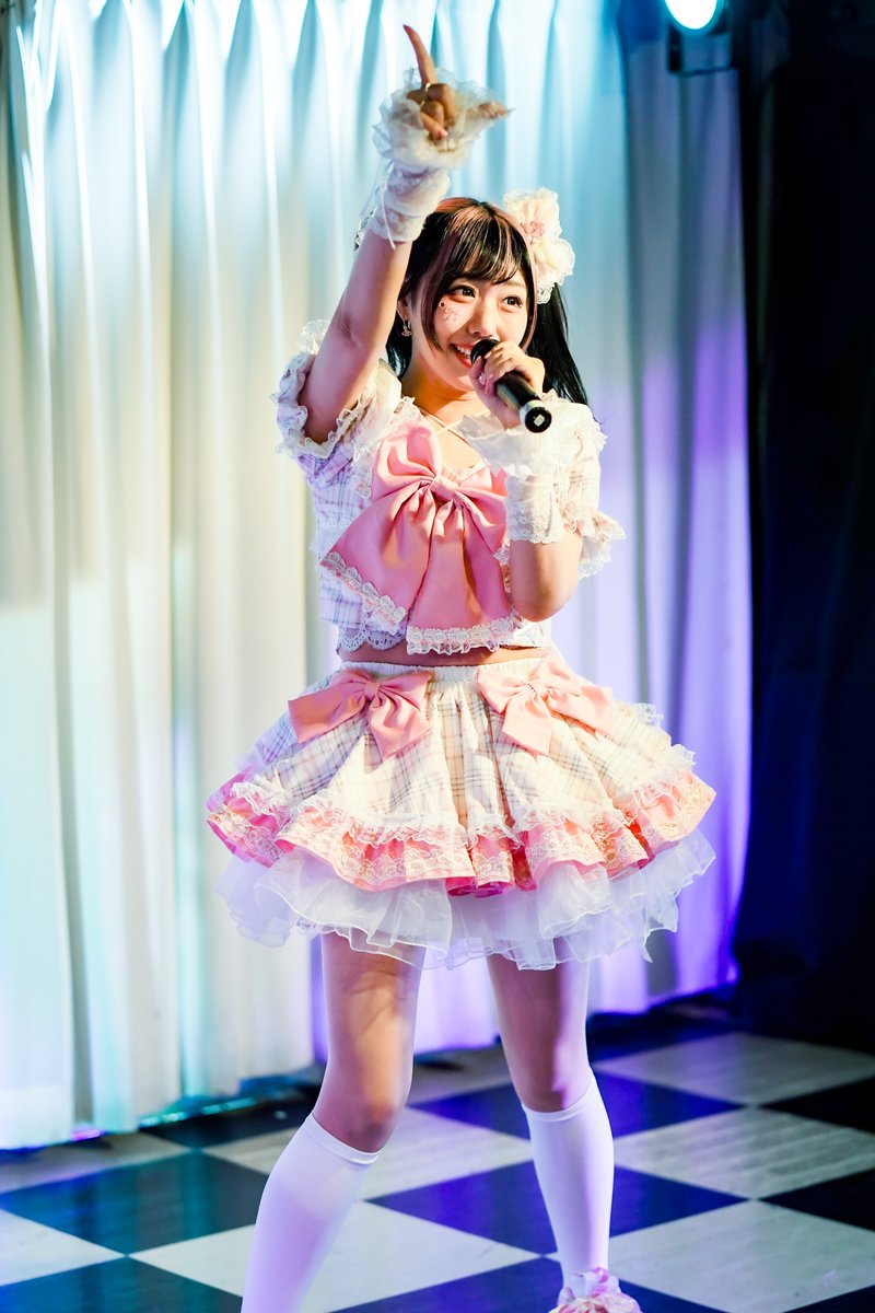 jiro_202107_sub's tweet photo. 2026年9月26日（土）
小鳥遊菊　初主催BirthdayLiveやってみちゃった☆ 
#precolor's
東新宿グラムシュタイン

#愛乃もこ①

とても可愛かったです‼️成長していつかyoumenosayと対バンする激アツ展開を期待してます🔥
youmenosay押上と回しの為挨拶できずすいません🙇🏻‍♀️

#あのもこ
#プリカラ
#アイドル https://t.co/u3eZTc87iL