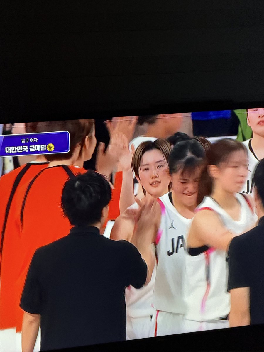 woosikcodev's tweet photo. 韓国との決勝戦、日本頑張ったけど
最後までスポーツマンシップで頑張ってくれました。
韓国の皆も最後までお疲れ様でした！！
二つの国ともおめでとうございます💓🙏🏻 https://t.co/QfCtzWdK9k