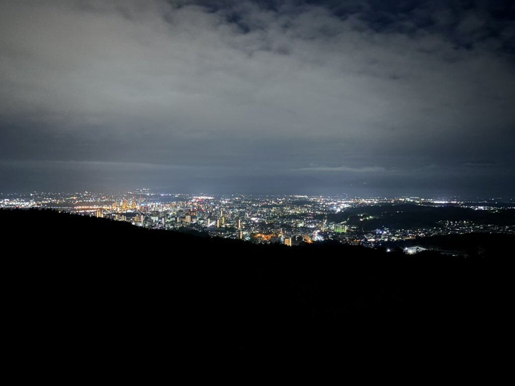 MAX20060102's tweet photo. 綺麗すぎる夜景 https://t.co/99UXpAV0ob