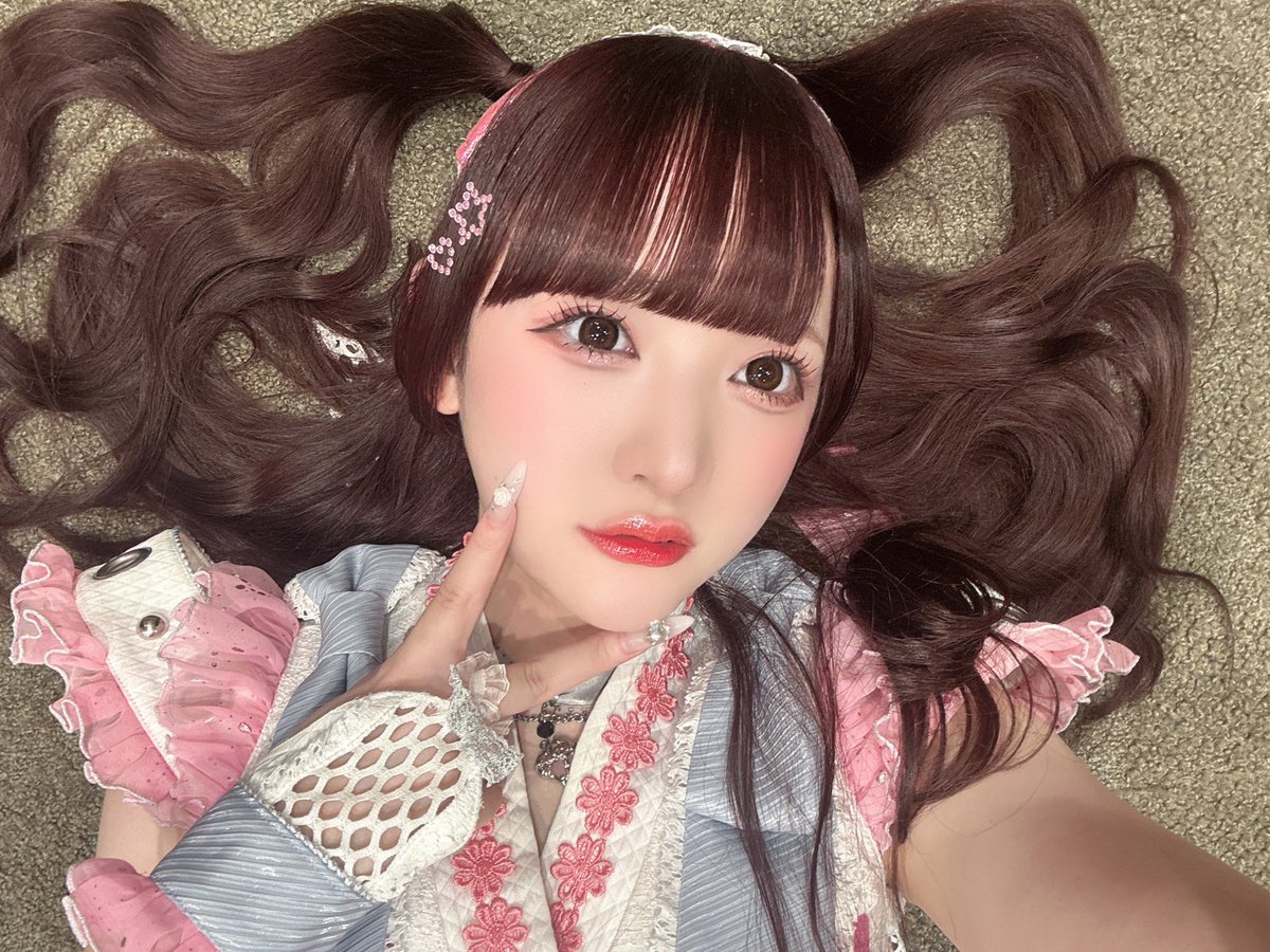 uba_va__3's tweet photo. 顔、好きなんだ？♡ https://t.co/1mreEGS4lN