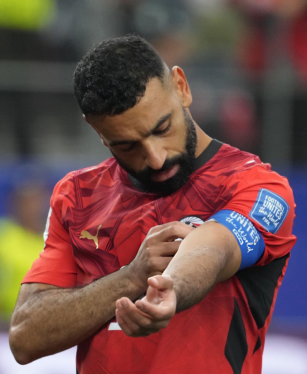 SalahUpdates's tweet photo. إحنا واقفين معاك في كل الأحوال يا أسطورة @MoSalah https://t.co/KDHL1oJMTU