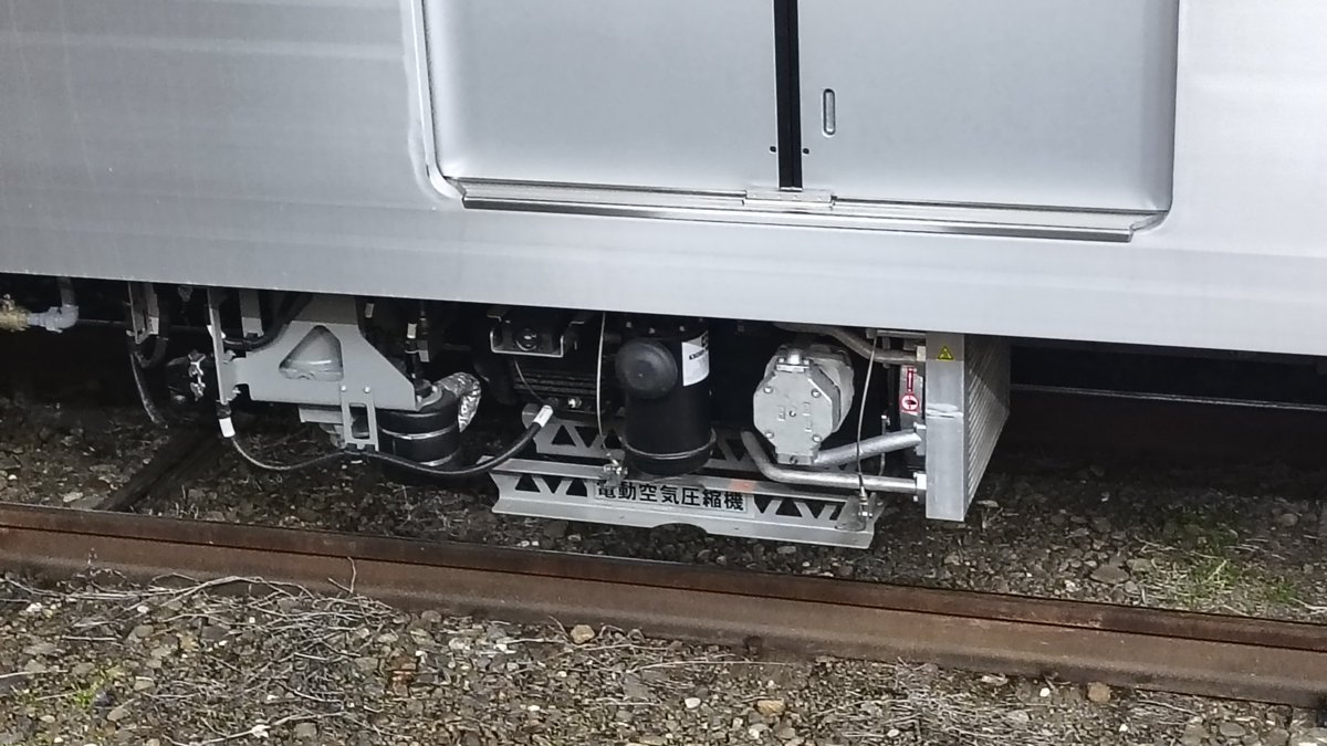 KANATOU51092's tweet photo. 見慣れない形状なのはスクリュー式からレシプロ式に変化したからなのか？ https://t.co/acsOgUVaEz