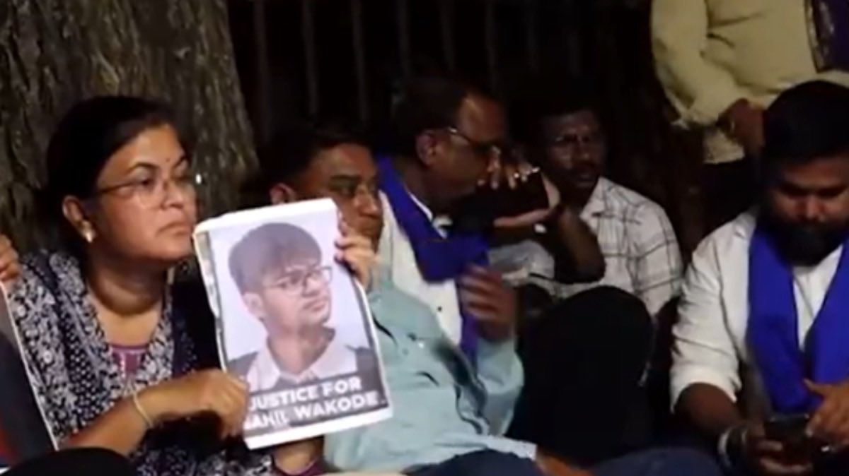deaddie77's tweet photo. After Sahil Wakode’s Suicide, Classmate Speaks on IIT Academic Pressure: ‘Even Grade 9/10 Feels Like Failure’

https://t.co/FXbRMcAhn1 https://t.co/qEK6HVlENu