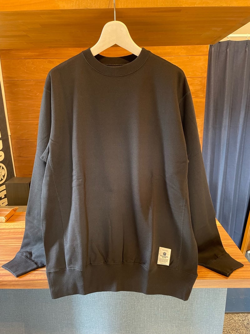 orangesan11's tweet photo. 👖5spot MOMOTARO JEANS正規取扱店　(大阪・堺)
《新作スウェット入荷しました！》
https://t.co/p6omfkqv8I
薄手のミニ裏毛の素材で、しかもフラットシーム仕様になっているので、着心地が抜群です。
カラーは、ネイビー、グレー、ブラックの3色。
#MOMOTAROJEANS　#桃太郎ジーンズ　#デニム https://t.co/xklqmGaJIv