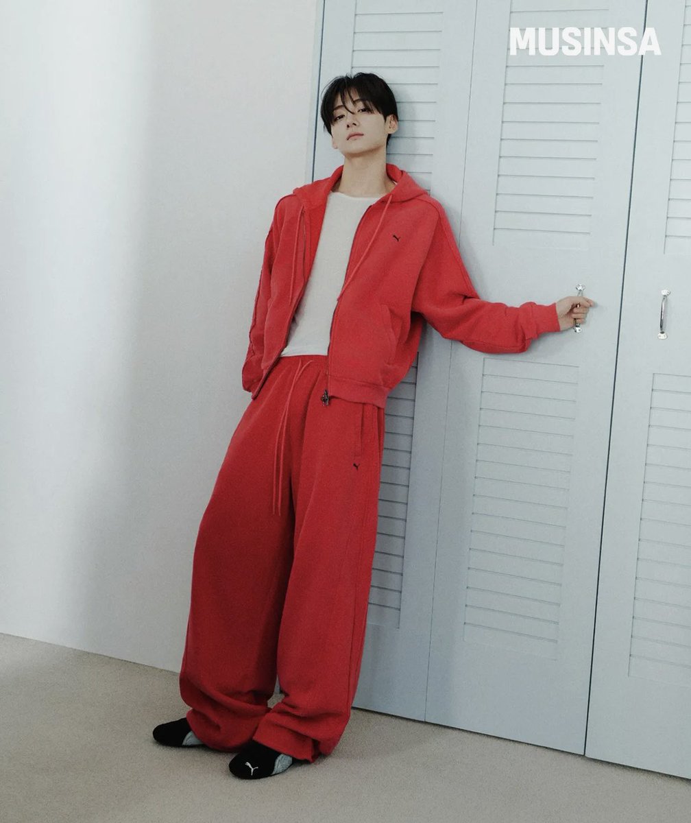 ALD1SANGWON's tweet photo. MUSINSA X PUMA 

#상원 #SANGWON #李相沅 #ザパフォ #알파드라이브원 #ALD1 #이상원 #LEESANGWON  #ALPHADRIVEONE https://t.co/s8Fv16S9CR