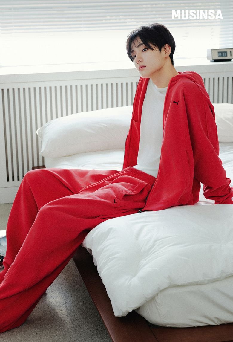 ALD1SANGWON's tweet photo. MUSINSA X PUMA 

#상원 #SANGWON #李相沅 #ザパフォ #알파드라이브원 #ALD1 #이상원 #LEESANGWON  #ALPHADRIVEONE https://t.co/s8Fv16S9CR