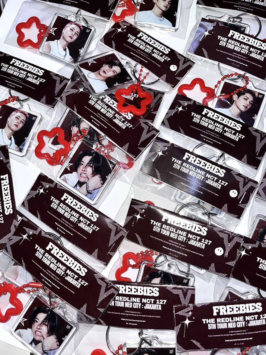 nayutalv's tweet photo. FREEBIES - NCT 127 THE REDLINE in JAKARTA

See you guysss 👋🏻

-Limited qty
-do not throw away / sell  

📍Indonesia Arena https://t.co/Q2meerekeK