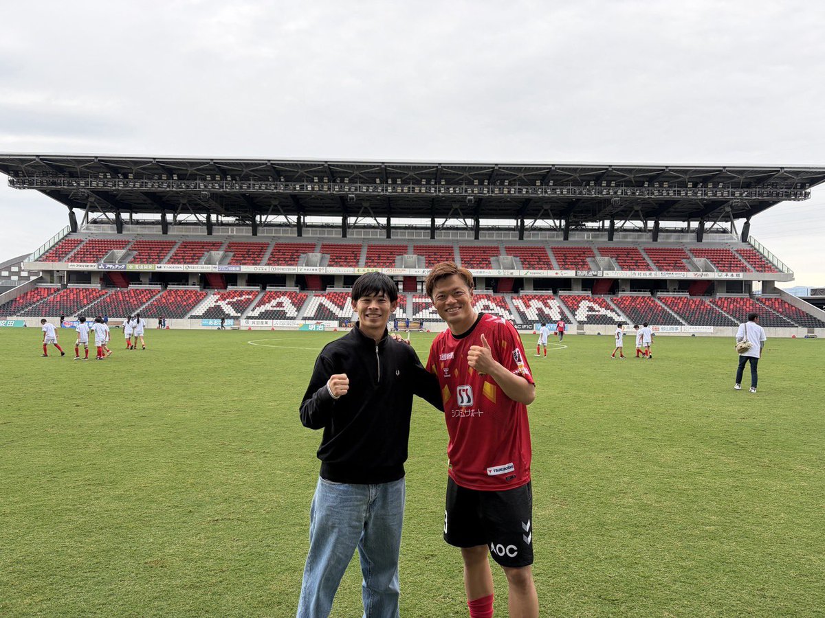 sugaya_football's tweet photo. 高校時代の同級生の畑尾大翔！小学校の時はマンマークしたこともあります！

紆余曲折のサッカー人生ですが、36歳になってもこうやってプロのピッチに立ち続けてるのは本当にすごい！見れてよかったです！
まだまだ頑張って！！ https://t.co/YGKTYY53cz