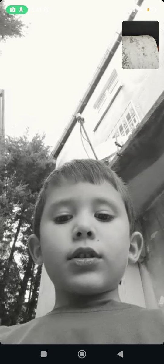 05_seren05's tweet photo. 3 yıldır anne ya da babasından ayrı büyüyen çocuklar varken sağlık özrü nasıl görmezden gelinir? Bakan @Yusuf__Tekin bu çığlığı duymalı. Aileler birleşsin! @eczozgurozel @Suat_Ozcagdas @alimahir #BakanVarGörenYok 👦🩺 https://t.co/X0EjrrUQUO