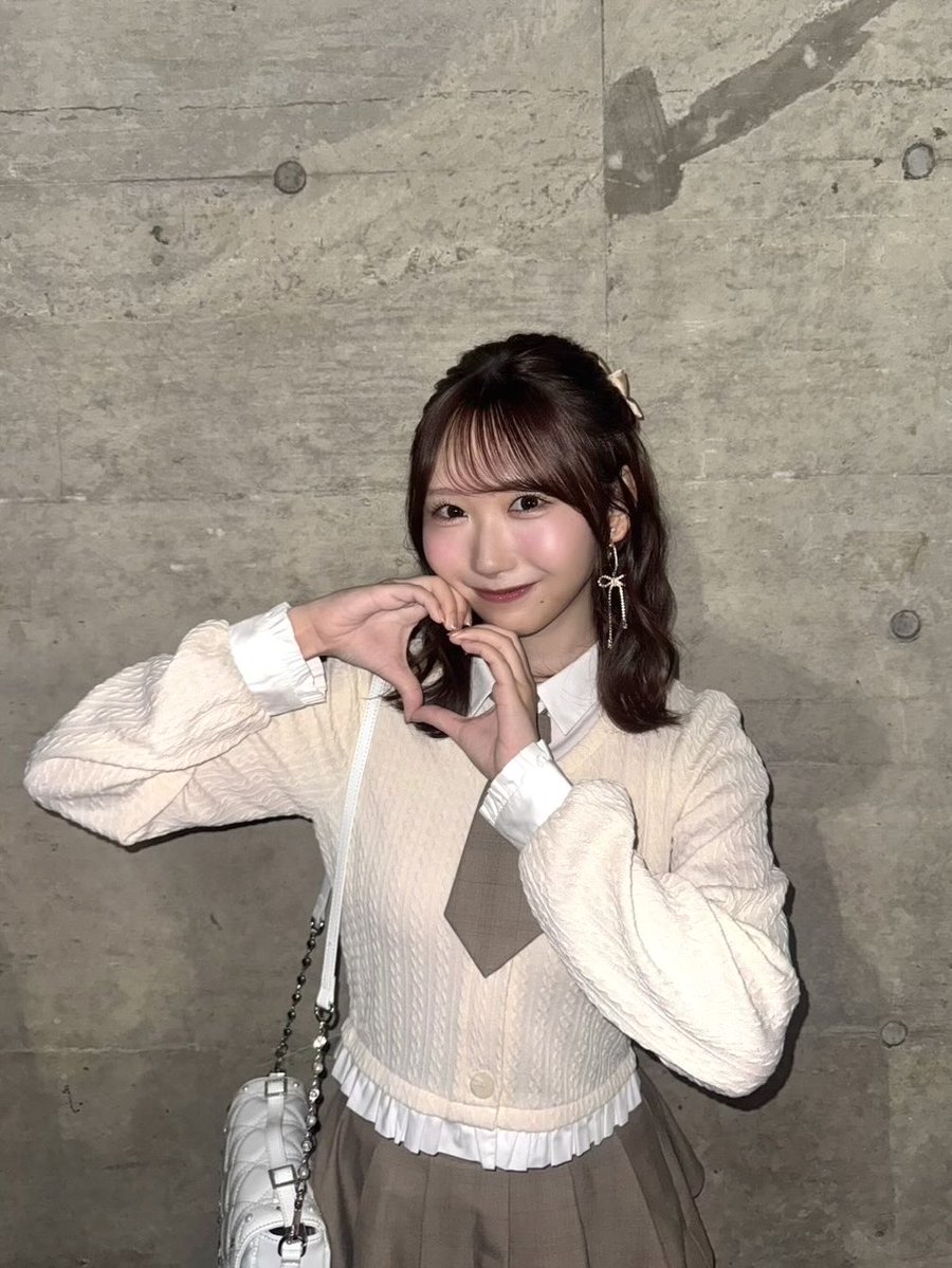 hinatazaka46's tweet photo. https://t.co/EnasevLma5