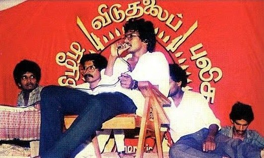 KVishnu_NTK's tweet photo. 🐅 "மக்கள் புரட்சி வெடிக்கட்டும்... சுதந்திர தமிழீழம் மலரட்டும்!" 🚩🔥

#தியாகதீபம்_திலீபன்

#Tamileelam

#TamilsRightToSelfDetermination https://t.co/JaGMrOyBsk
