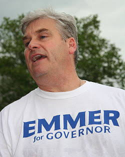 GloryJunky_'s tweet photo. @tomemmer Says the guy living off the government. By the way, how the hell do you lose to Mark Dayton? He’s like 5’2”. Lemme guess—Joe Biden rigged it!

Go make a crypto trade with your boy. https://t.co/ZzY3Ea5yZS