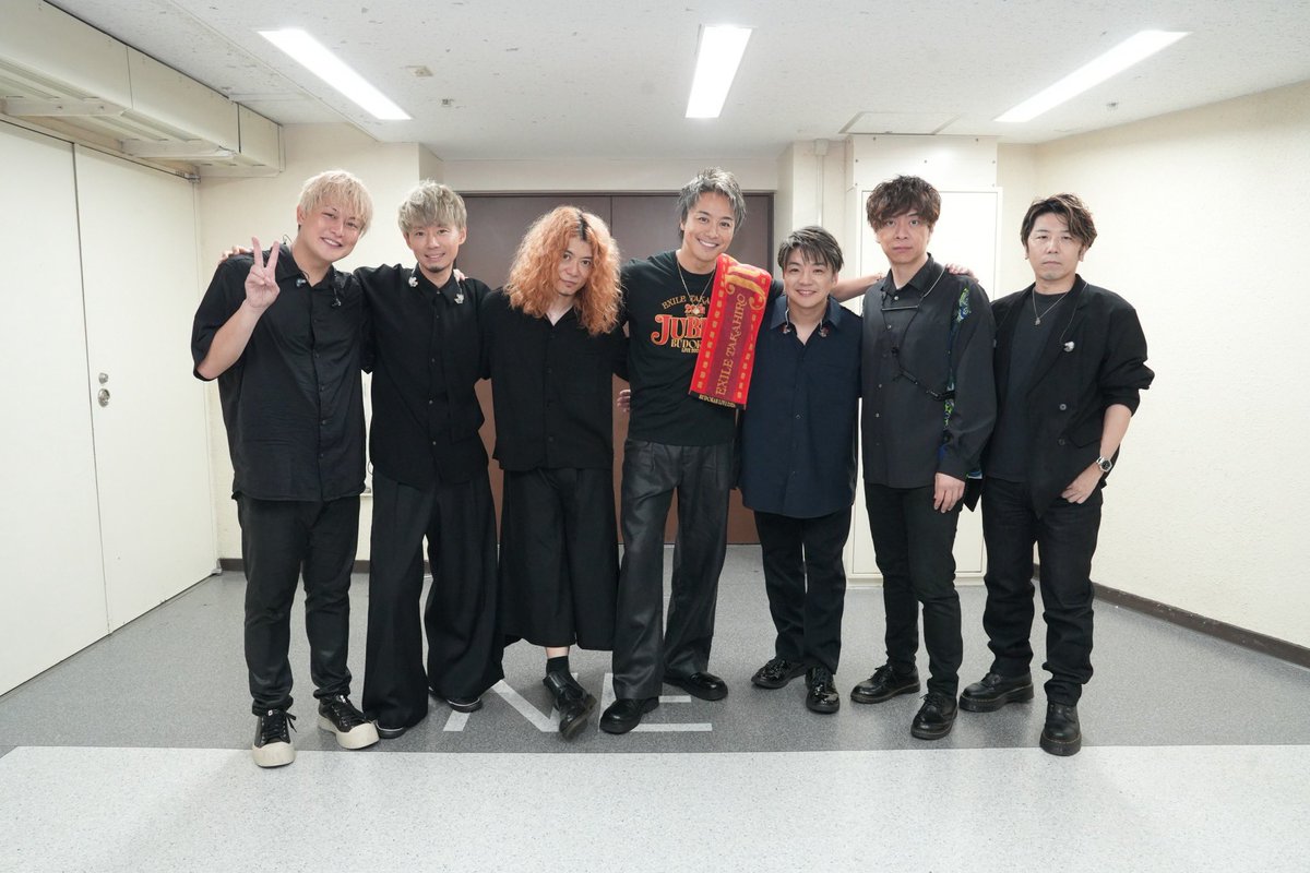 iharaOREBAND's tweet photo. EXILE TAKAHIRO 武道館 LIVE 2026  "JUBILEE"〜20th Anniversary〜

最高でした！！！
TAKAHIROくんの広い背中を眺めながら思いっきり吹きました🎷
今回はフルート無し、ソプラノテナーバリトンサックスでした！

今回得た教訓は「ブルガリアンスクワットから逃げない！」です。 https://t.co/c1PPqLPAfk