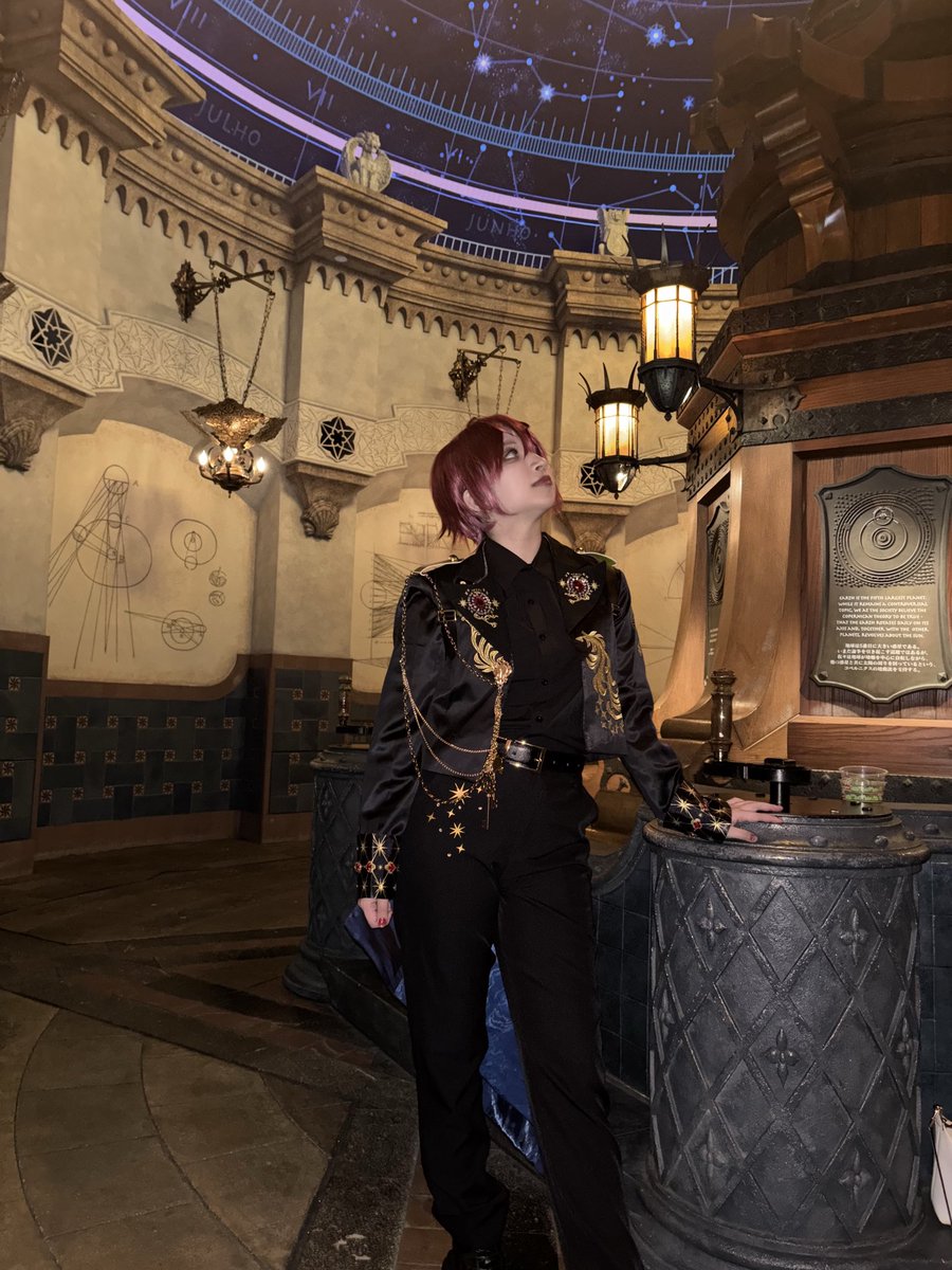 YoYo_029_'s tweet photo. 去年の初Dハロ🎃͙
リドルくん🌹

#Dハロ仮装
#Dハロツイステ https://t.co/aejvs7AnuR