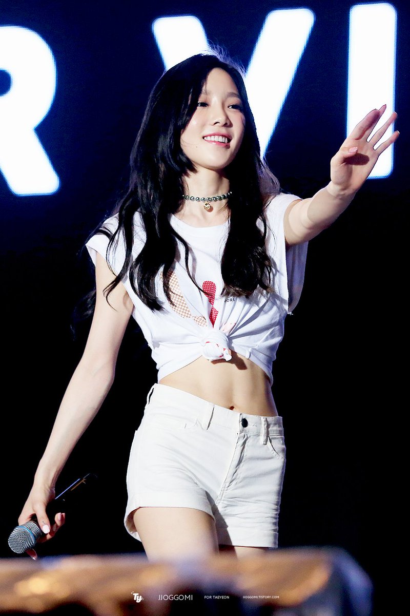 tangtanguri8's tweet photo. 절대 그��의 허리를 보지마 https://t.co/SbNWdmlpPZ
