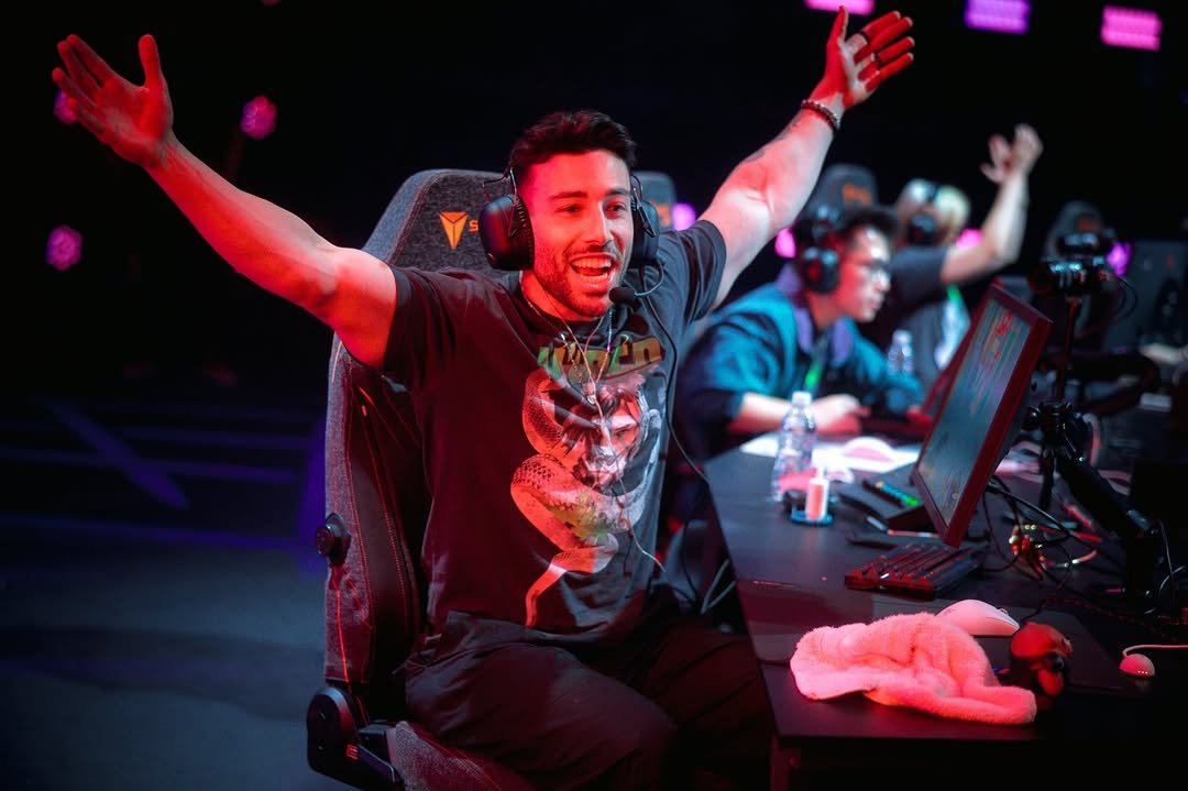 C9VAL's tweet photo. Feliz aniversário, @tck10_ ! 🇧🇷💙

Wishing you a happy birthday and a year full of happiness, big wins, and unforgettable moments. Enjoy your day! https://t.co/5hQ2SOZ7YI