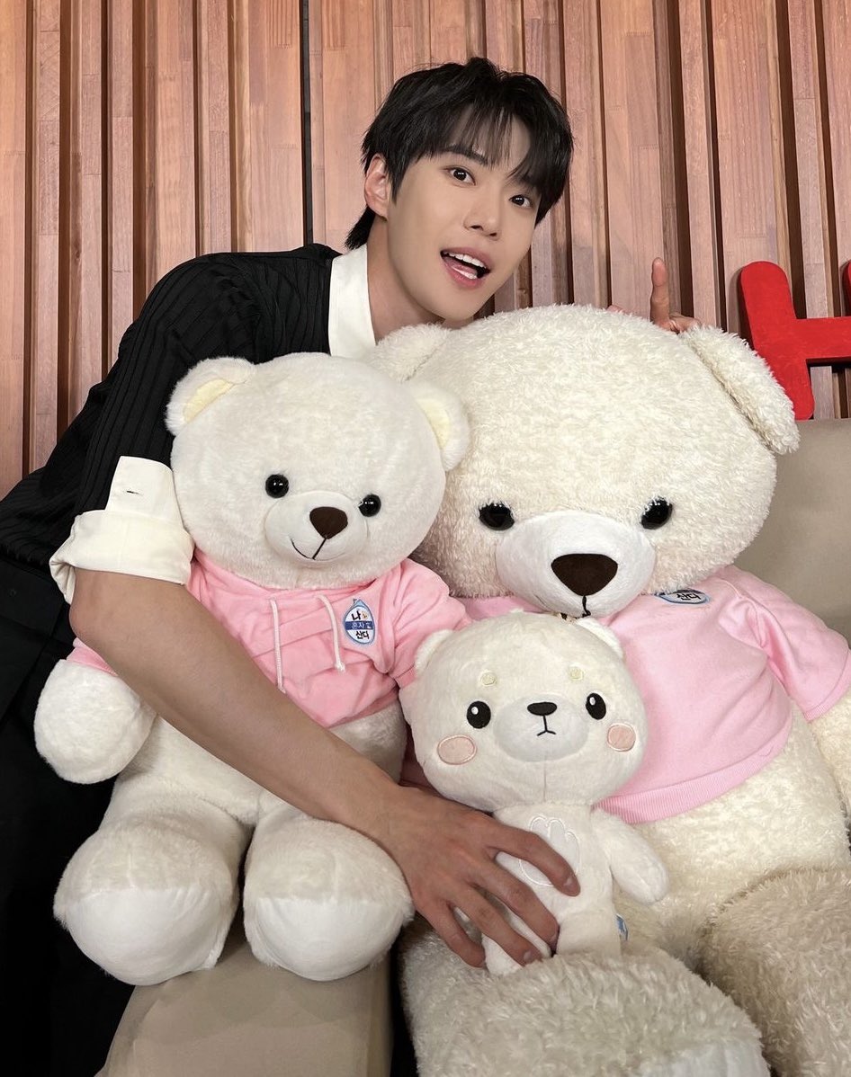 kimdiidy's tweet photo. เด้กที่รักตุ๊กตาทุกตัวบนโลก (ยกเว้นลาบูบู้) 🧸🫂 https://t.co/p8tx2Od8x4