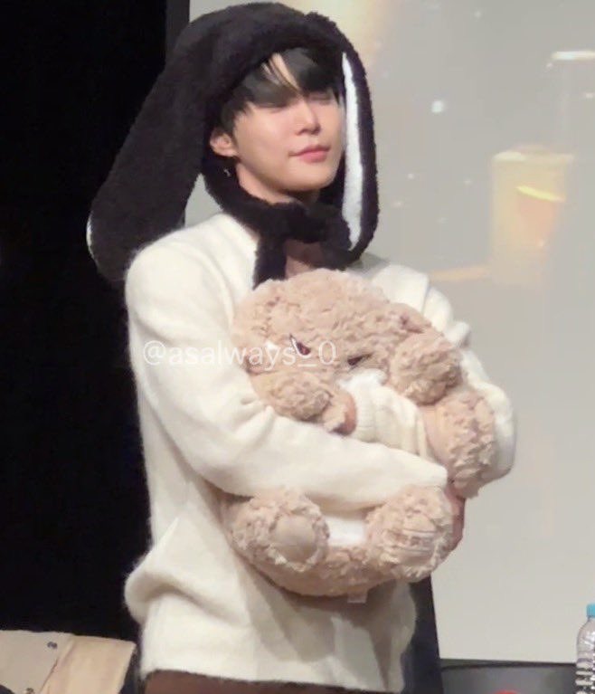kimdiidy's tweet photo. เด้กที่รักตุ๊กตาทุกตัวบนโลก (ยกเว้นลาบูบู้) 🧸🫂 https://t.co/p8tx2Od8x4