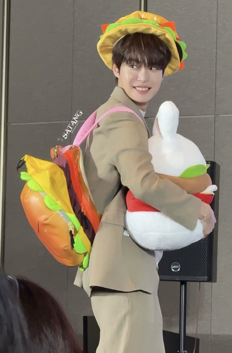 kimdiidy's tweet photo. เด้กที่รักตุ๊กตาทุกตัวบนโลก (ยกเว้นลาบูบู้) 🧸🫂 https://t.co/p8tx2Od8x4