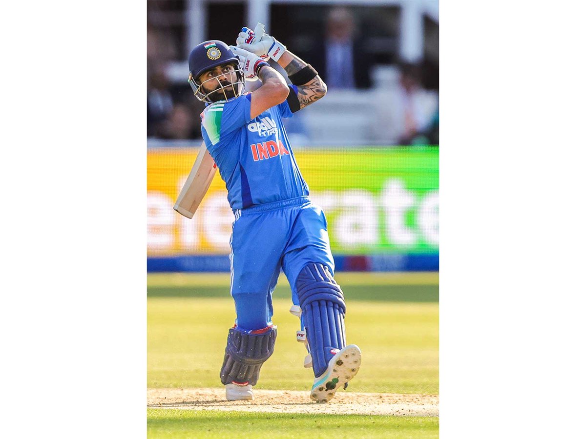 ani_digital's tweet photo. IND vs WI: Virat Kohli 59 runs away from 15,000 ODI runs, to hunt several Sachin Tendulkar records
Read @ANI Story | https://t.co/heZXzMMPkW
#ViratKohli #TeamIndia #INDvsWI #cricket https://t.co/UHdakbcQQq