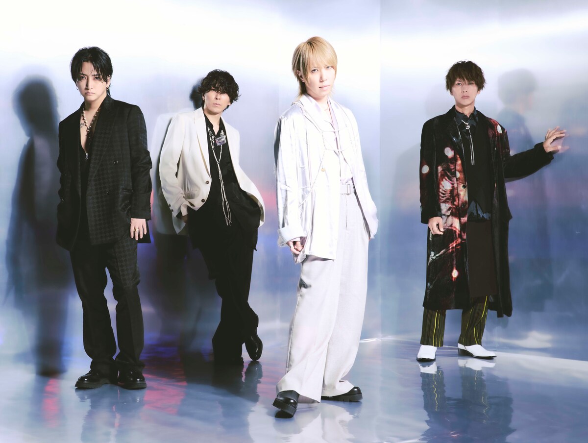 natalie_mu's tweet photo. BREAKERZが20周年記念の対バンライブ開催
ゴールデンボンバー、A.B.C-Z、シドと競演
https://t.co/6MDDShOTv0

#BREAKERZ https://t.co/aNvoQkjQZ8
