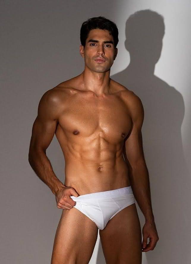 torres_jasper's tweet photo. In a few hours, a new Mister International king 👑 will be crowned. Do you have any message for the outgoing king Mister International 2025 Kirk Bondad 😎?

#MisterInternational2026
#DistinctivelyConfident https://t.co/ShtHvIxR08