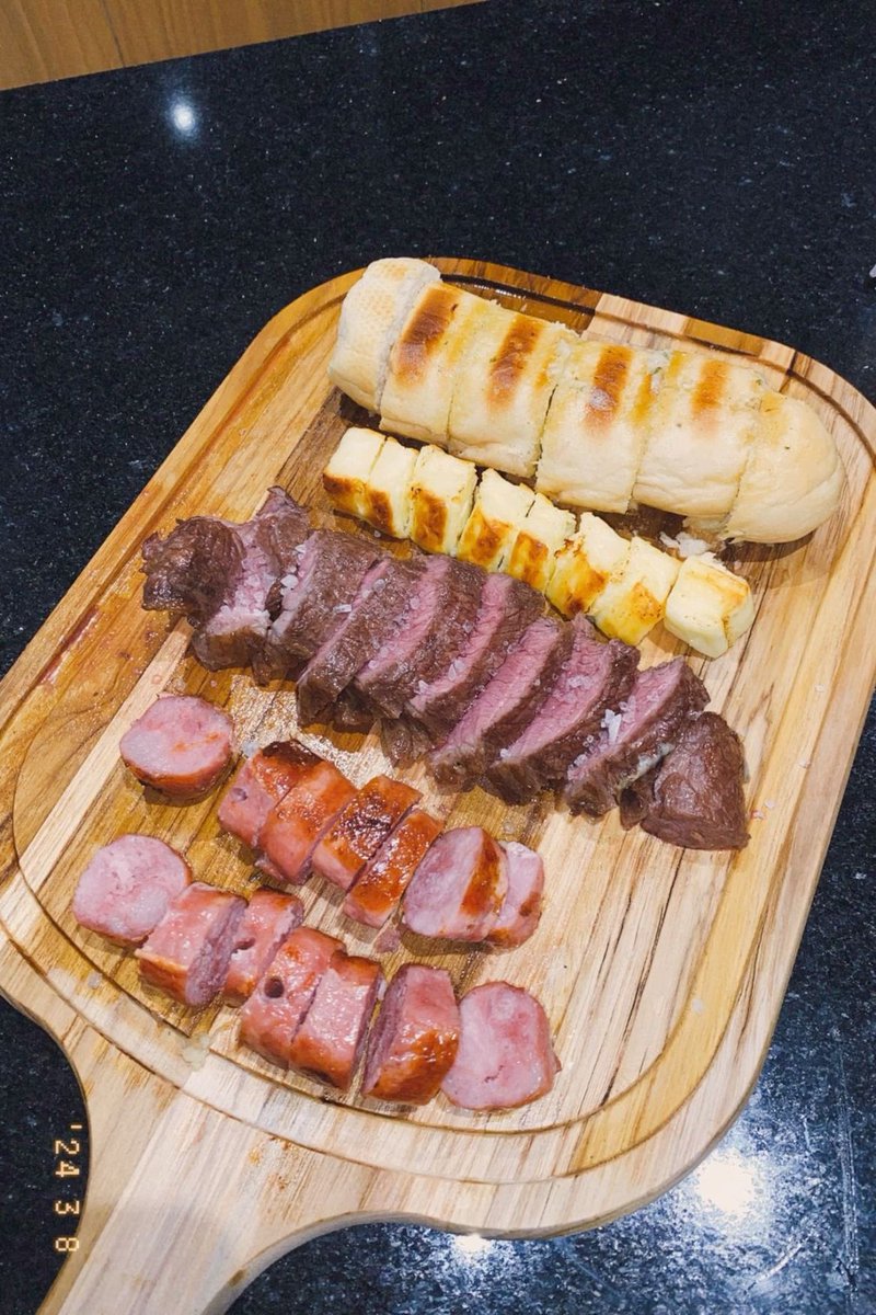 food_porn17's tweet photo. preciso de um churrasco hoje https://t.co/5ffqCVYoQ9
